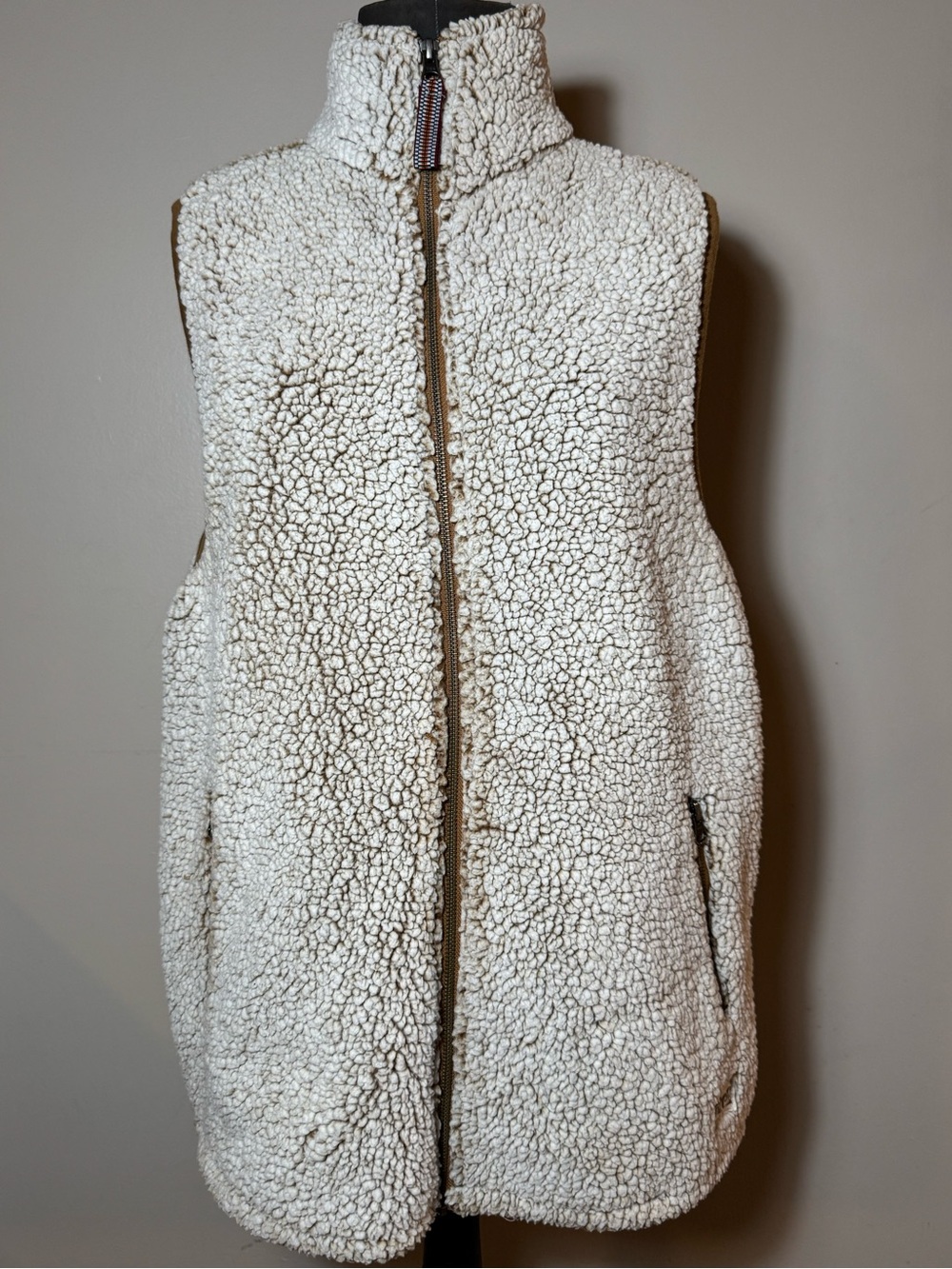 Men's Ivory Sherpa Zip-Up Vest